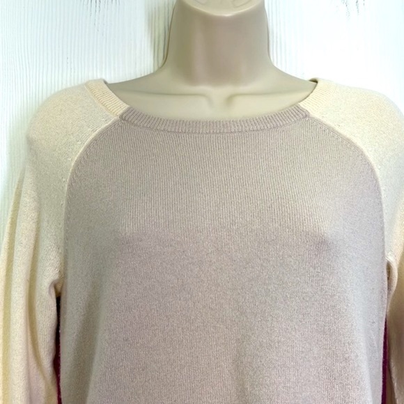 Neiman Marcus - 100% Cashmere Color Blocked Zipper Back Crewneck Sweater XS - Picture 3 of 10